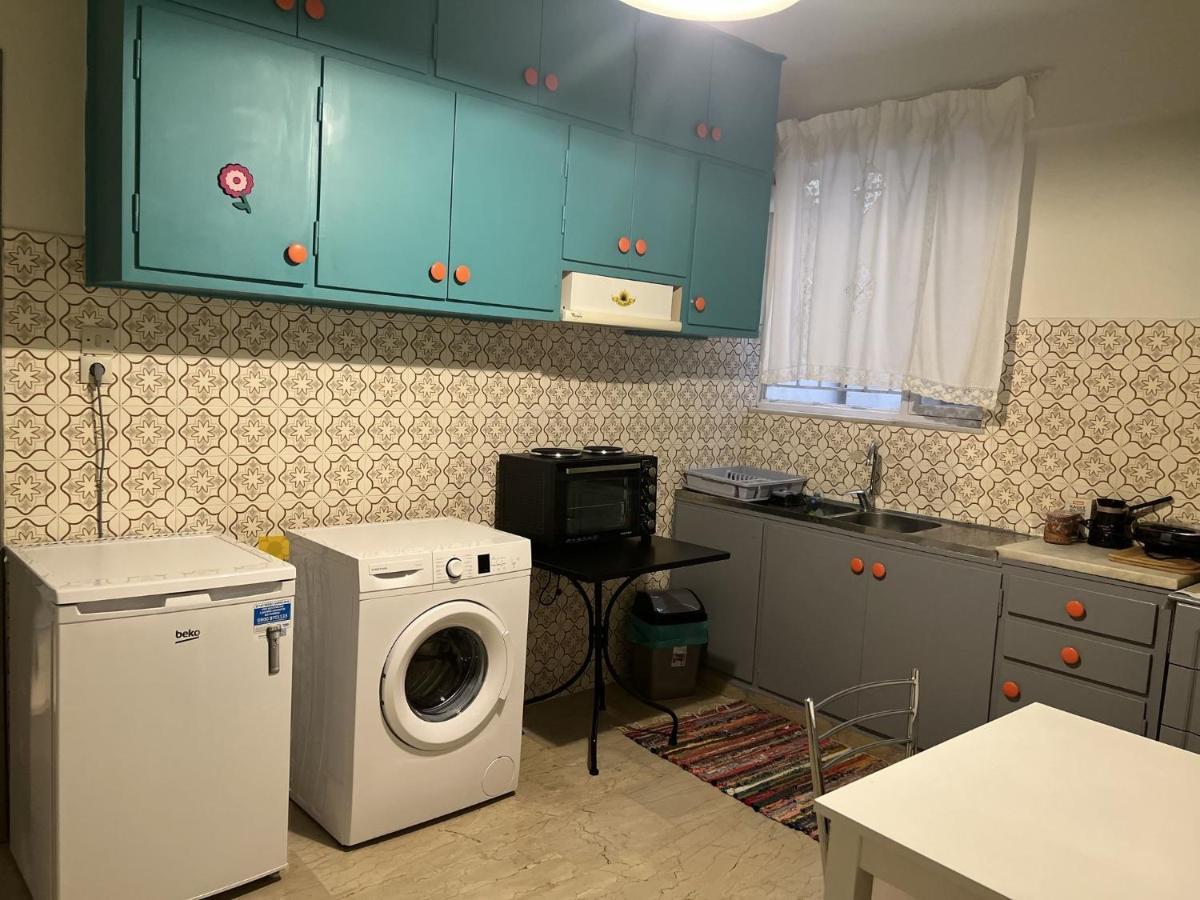 Apartament Retro At Pagrati Ateny Zewnętrze zdjęcie
